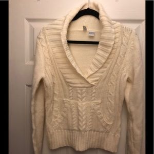 Smvdge size L sweater. Cream,